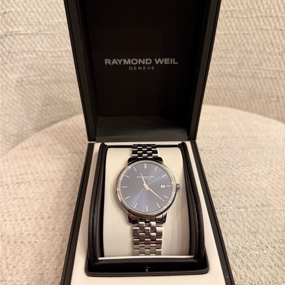 Raymond Weil Men's Toccata 42mm Blue Face Watch (Like New)